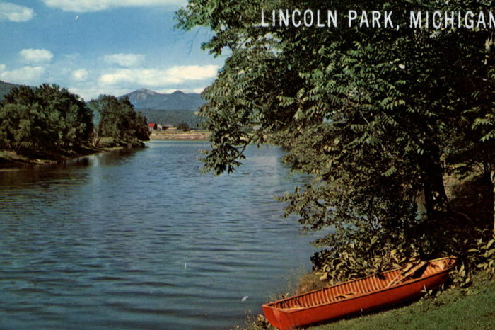 Michigan Lincoln Park River Row Boat (newer photo)